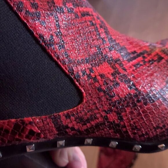 Charles by Charles David Red Snake Print Studded Heeled Boots - Size 9 - Picture 8 of 11
